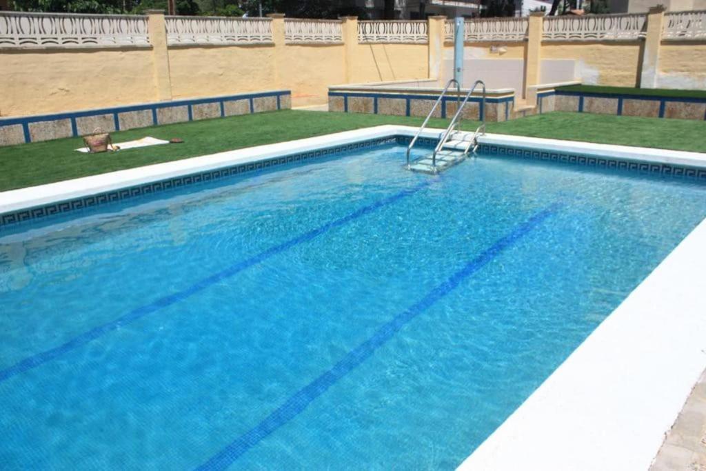 Ferienwohnung Apartamento Aloha Baby A 2 Calles Del Mar Sant Salvador Exterior foto